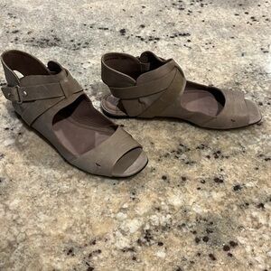 7 for all mankind sandals